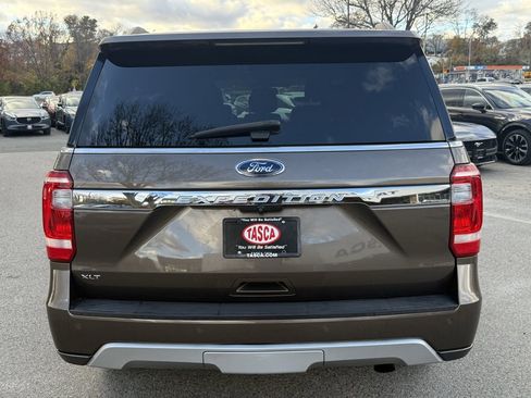 Certified 2019 Ford Expedition XLT w/ Equipment Group 202A image 7