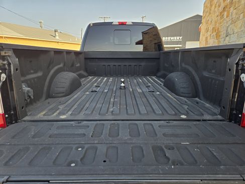 Used 2017 Ford F350 Lariat w/ Lariat Ultimate Package AWD/4WD image 18
