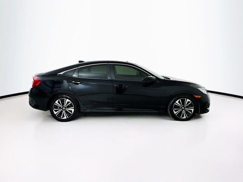 Used 2018 Honda Civic EX-L image 9