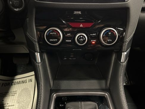 Certified 2024 Subaru Forester Limited image 23