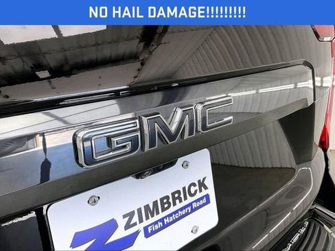 Used 2023 GMC Yukon XL Denali Ultimate AWD/4WD image 32