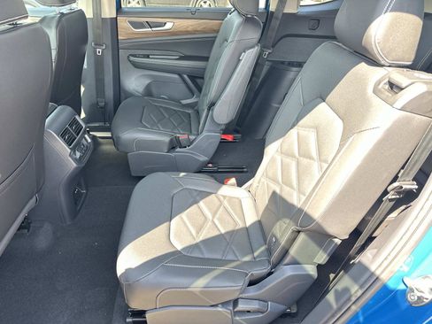 New 2026 Volkswagen Atlas SE image 12