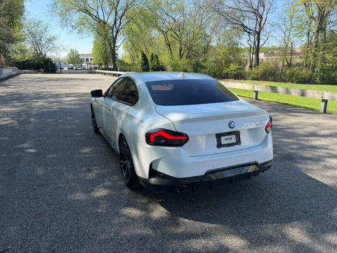 Used 2022 BMW 230i Coupe w/ M Sport Package image 8