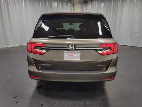 Used 2023 Honda Odyssey Elite image 7