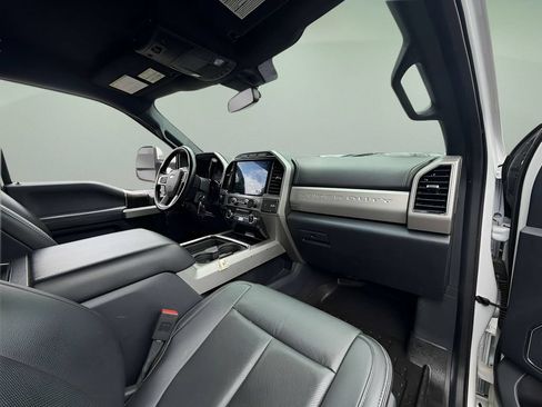 Used 2022 Ford F250 Lariat AWD/4WD image 23