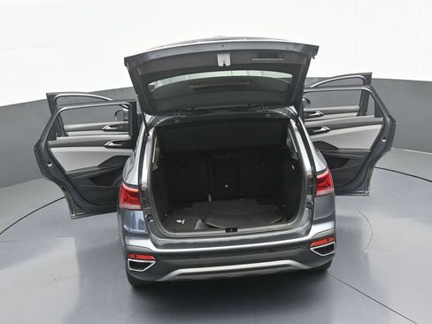 Used 2022 Volkswagen Taos SEL w/ Panoramic Sunroof Package image 68