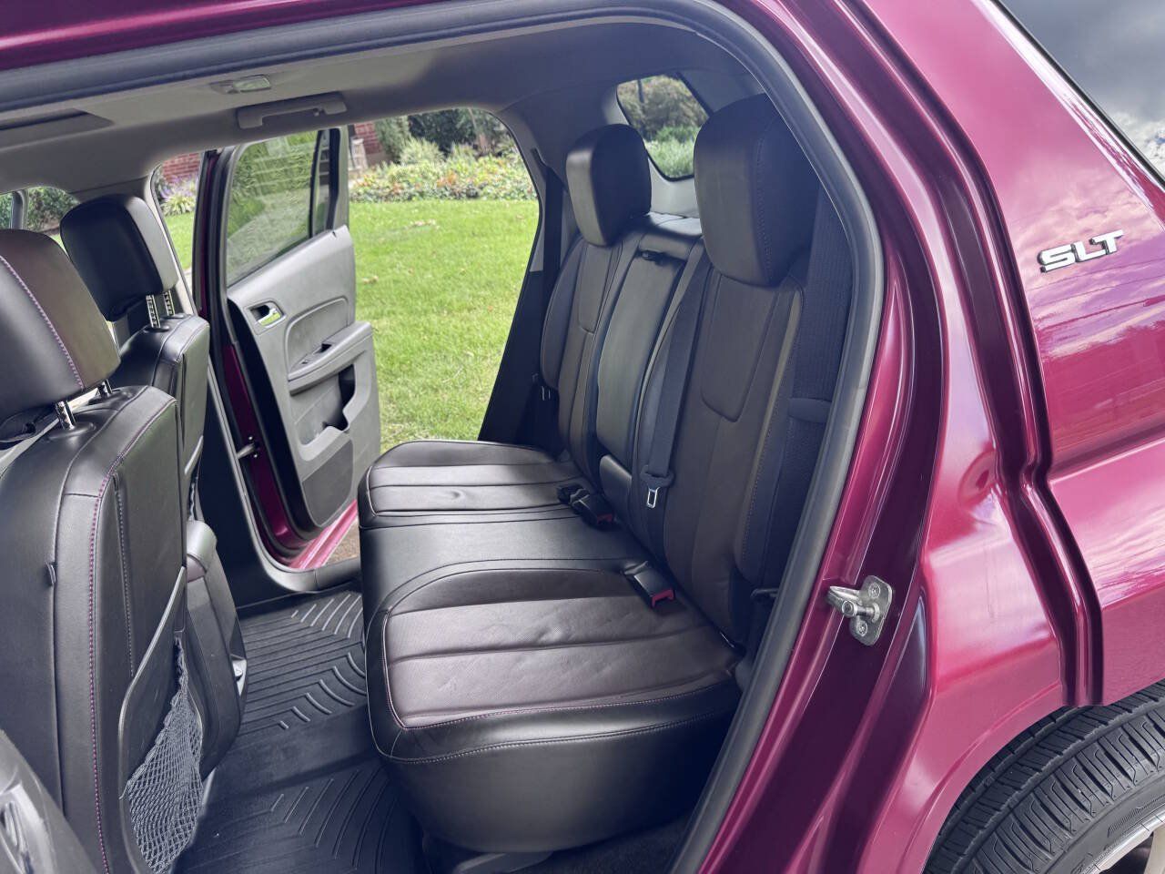 Used 2011 GMC Terrain SLT FWD image 14