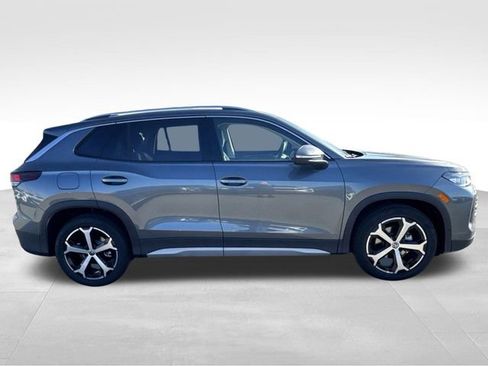 New 2026 Volkswagen Tiguan SE image 6