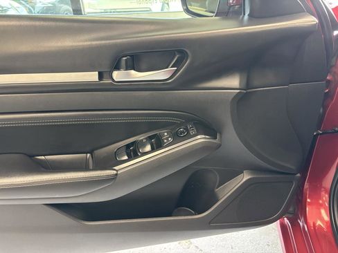 Used 2021 Nissan Altima 2.5 SV image 21