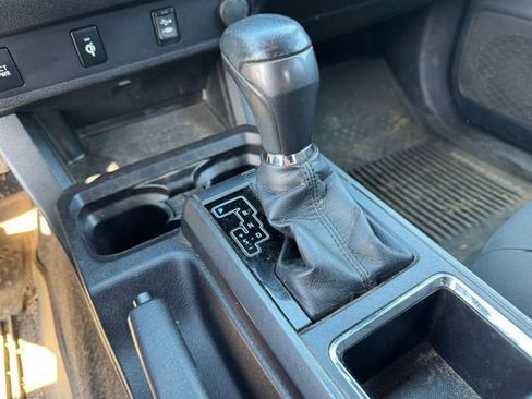 Used 2016 Toyota Tacoma TRD Sport w/ Towing Package AWD/4WD image 25