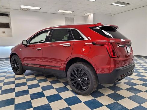 New 2026 Cadillac XT5 Premium Luxury w/ LPO, ONYX Package image 5
