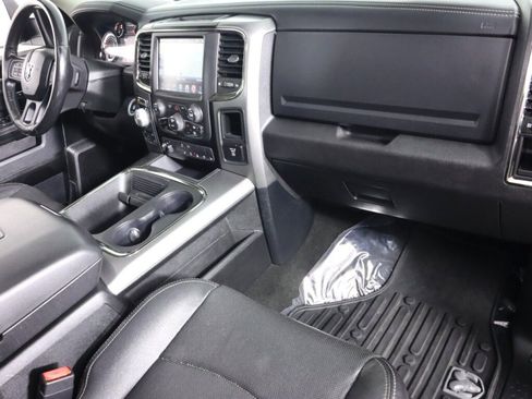 Used 2017 RAM 1500 Sport w/ Black Ram 1500 Sport Group image 44