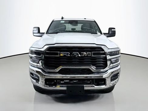 Used 2025 RAM 2500 Big Horn AWD/4WD image 2