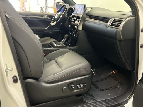 Used 2023 Lexus GX 460 Premium w/ Premium Package AWD/4WD image 49