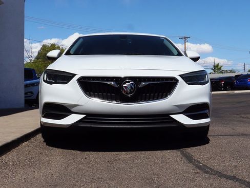 Used 2018 Buick Regal Preferred w/ Sights and Sounds Package image 17