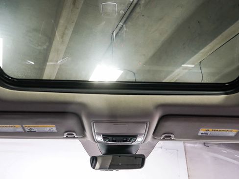 Certified 2023 Acura MDX w/Technology Package image 18