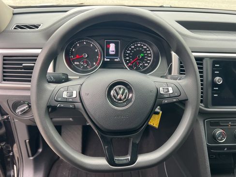 Used 2018 Volkswagen Atlas Launch Edition image 12