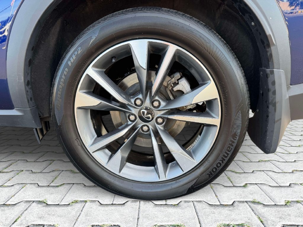 Used 2025 INFINITI QX60 Luxe AWD/4WD image 8