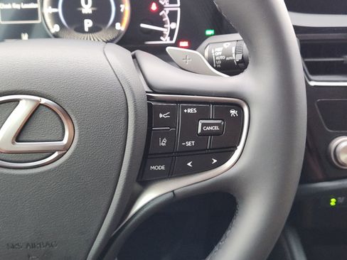 Used 2024 Lexus ES 350 w/ Premium Package FWD image 28
