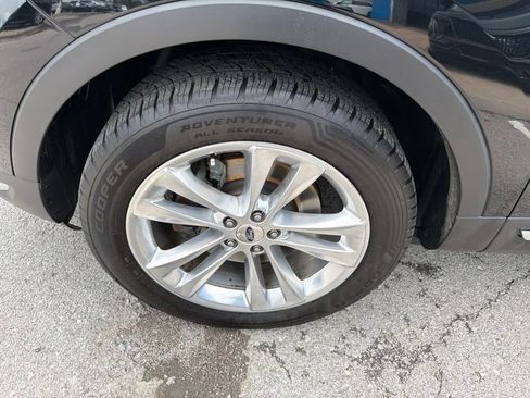Used 2018 Ford Explorer Limited w/ Equipment Group 301A AWD/4WD image 36