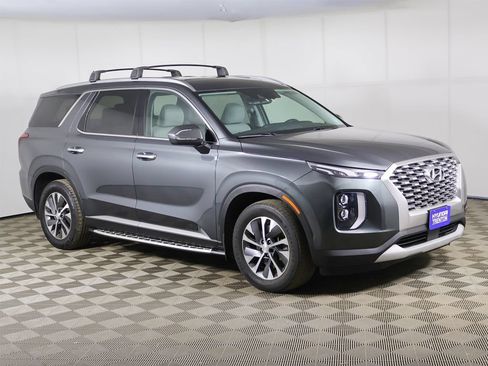 Used 2022 Hyundai Palisade SEL AWD/4WD image 2