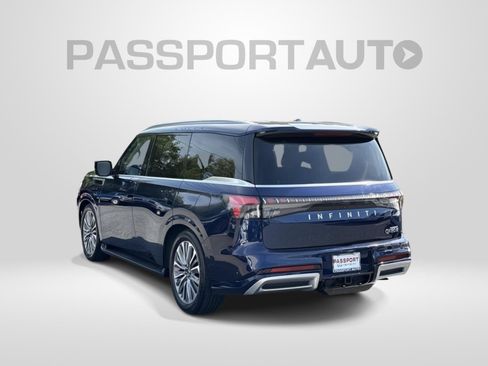 Used 2025 INFINITI QX80 Luxe AWD/4WD image 3