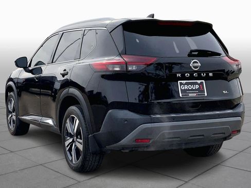 Used 2021 Nissan Rogue SL w/ Premium Package image 11