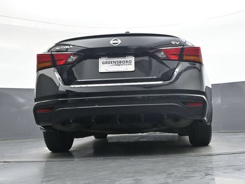 Used 2022 Nissan Altima 2.5 SV FWD image 35