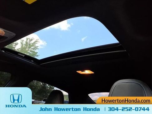 Used 2025 Hyundai Elantra N FWD image 17