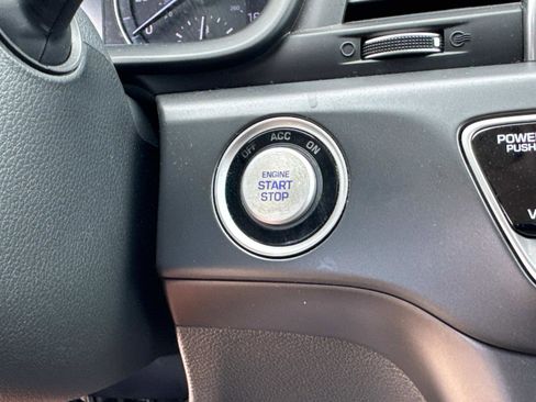 Used 2019 Hyundai Sonata Limited w/ Ultimate Package 04 image 27