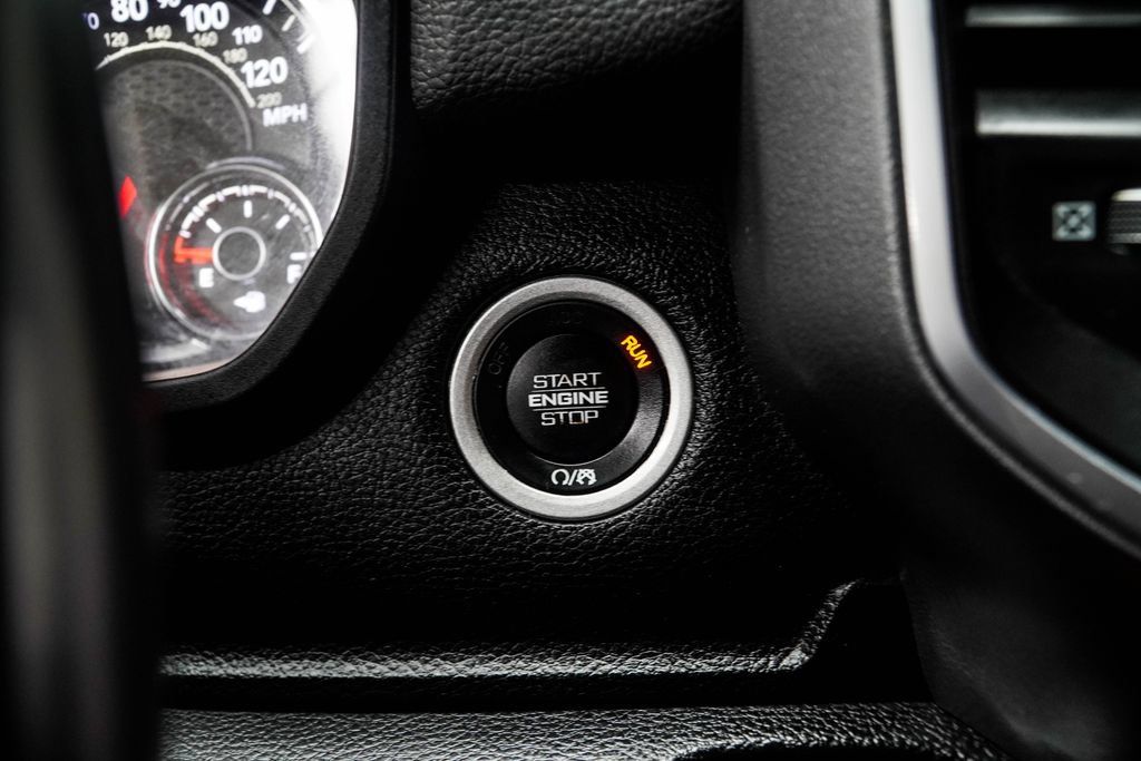 Used 2024 RAM 1500 Big Horn AWD/4WD image 22