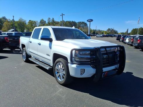 Used 2017 Chevrolet Silverado 1500 High Country image 8