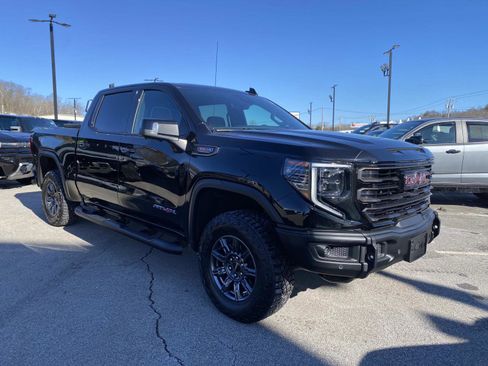 Used 2024 GMC Sierra 1500 AT4X image 9