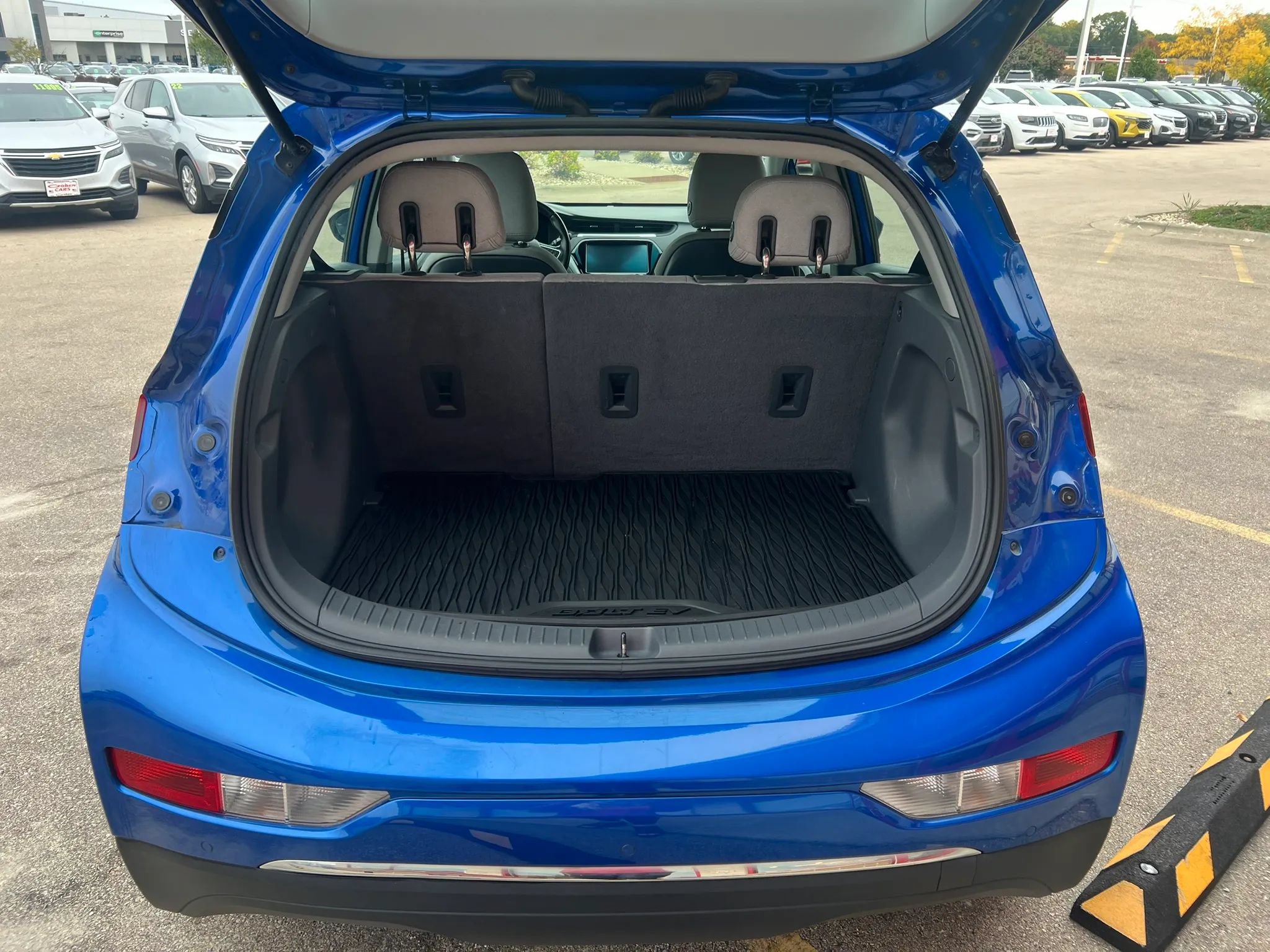 Used 2021 Chevrolet Bolt LT FWD image 6