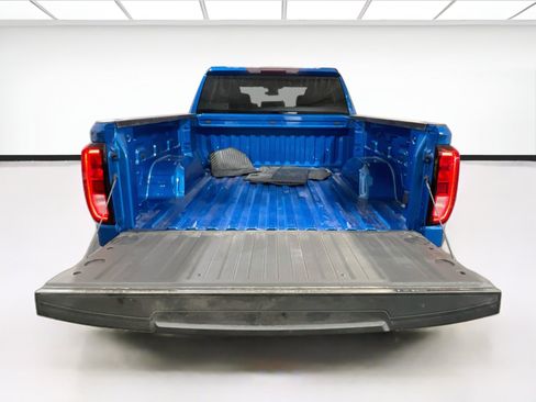 Used 2023 GMC Sierra 1500 Elevation AWD/4WD image 18