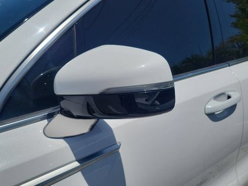 Used 2023 Kia Sorento LX FWD image 7