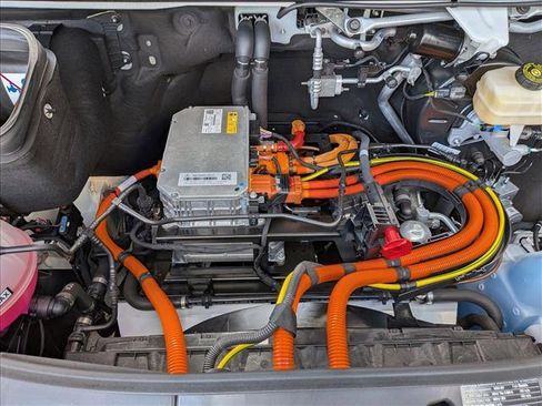 Used 2024 Mercedes-Benz eSprinter 170 Cargo image 21