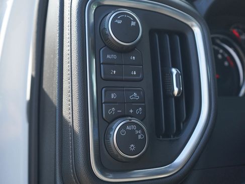 Used 2019 Chevrolet Silverado 1500 LT Trail Boss AWD/4WD image 26