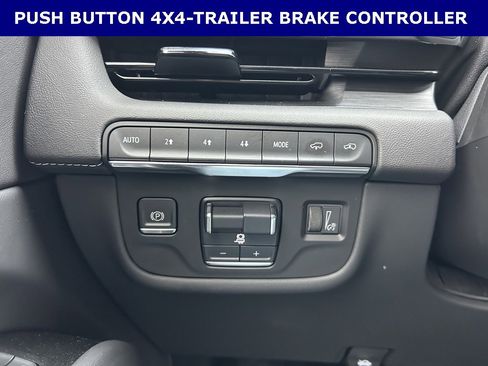 Used 2024 Cadillac Escalade Sport w/ LPO, ONYX Package image 19