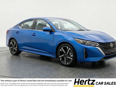 Used 2025 Nissan Sentra SV image 1