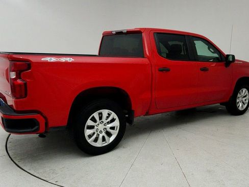 Certified 2024 Chevrolet Silverado 1500 Custom AWD/4WD image 8