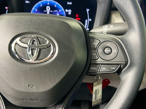 New 2026 Toyota Corolla Cross L FWD image 18
