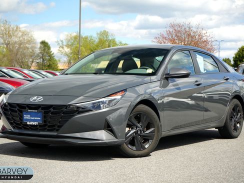 Certified 2023 Hyundai Elantra SEL FWD image 1