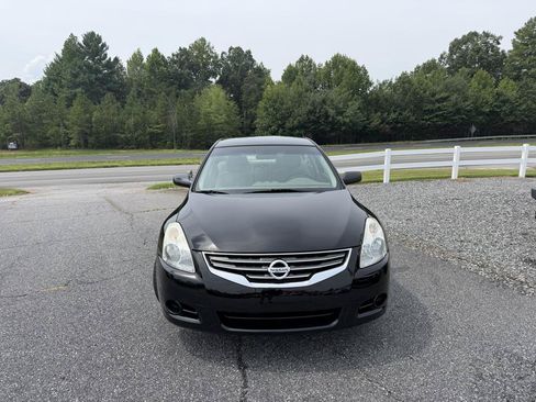 Used 2012 Nissan Altima 2.5 S FWD image 2