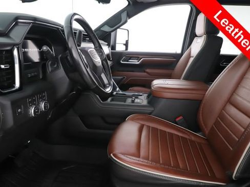 Used 2026 GMC Sierra 2500 Denali Ultimate w/ LPO, GMC Protection Package AWD/4WD image 17