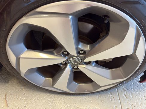 Used 2018 Honda Accord Touring image 35