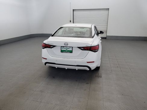 Used 2024 Nissan Sentra SV FWD image 7