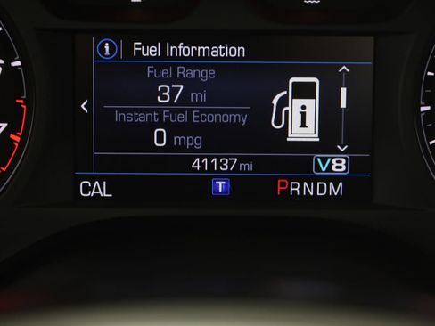 Used 2021 Chevrolet Camaro LT RWD image 36