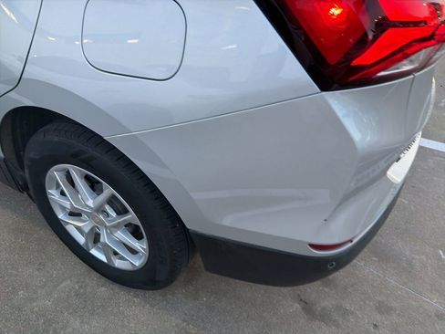 Used 2022 Chevrolet Equinox LT image 11