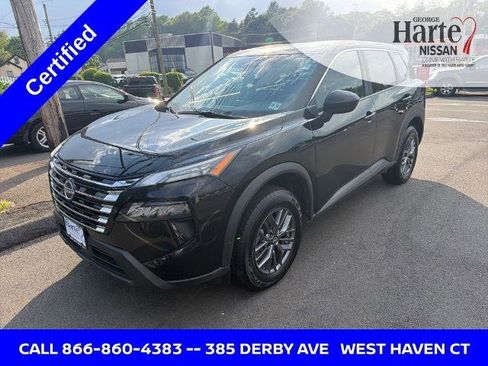 Certified 2026 Nissan Rogue SV AWD/4WD image 3